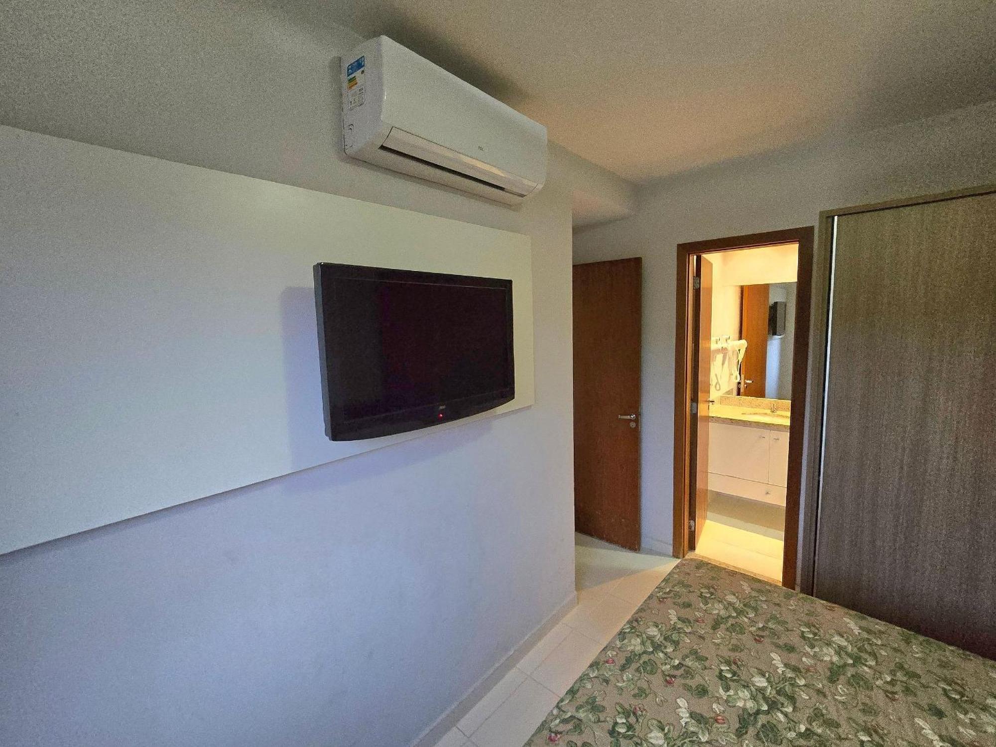 Apartamentos Em Rio Quente Com Maravilhosa Area De Lazer E Excelente Localizacao Kültér fotó